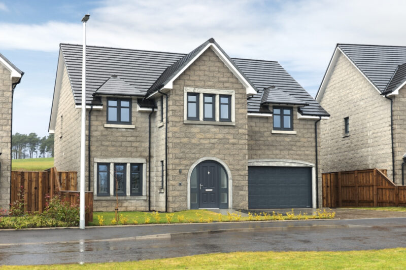 Woodlands Exteriors 008 with Sky web